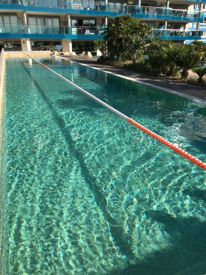 2 Bedroom 1 Bathroom Apt With Communal Pools In Ocean Village Gibraltar Exterior photo