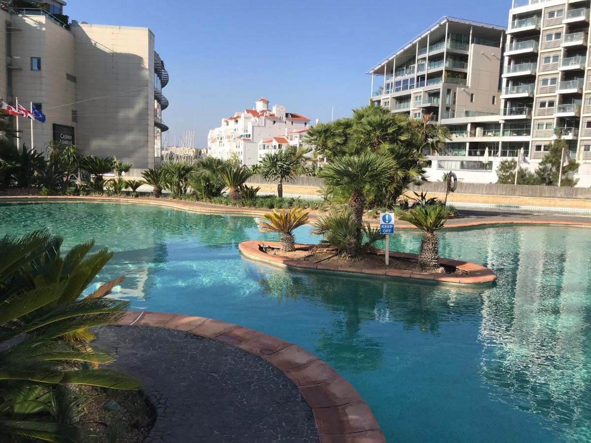 2 Bedroom 1 Bathroom Apt With Communal Pools In Ocean Village Gibraltar Exterior photo